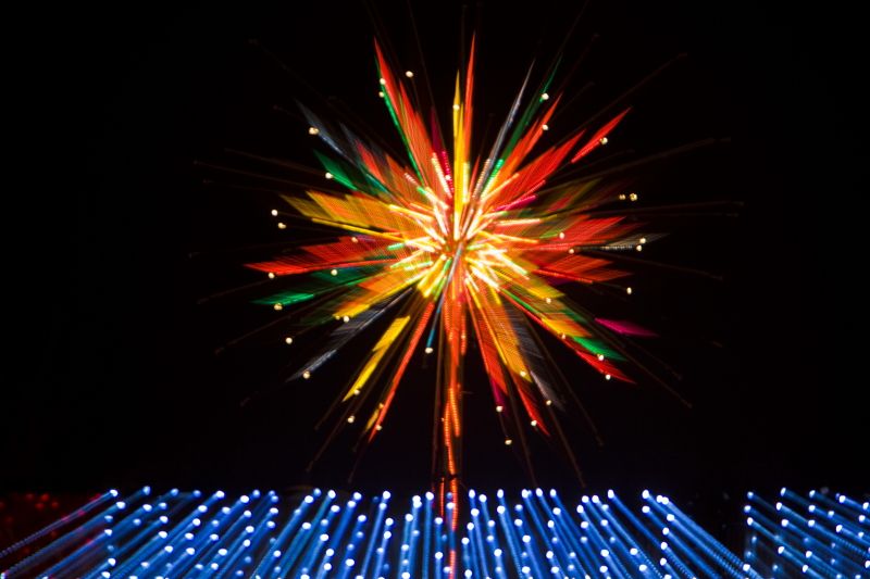 Illustration for article titled Photo Contest: Christmas Lights